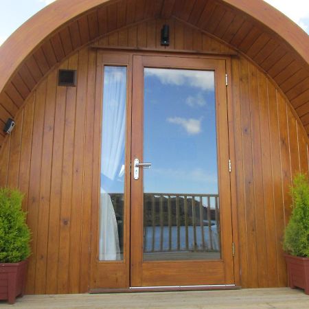 Loch Cromore Holiday Pods ภายนอก รูปภาพ