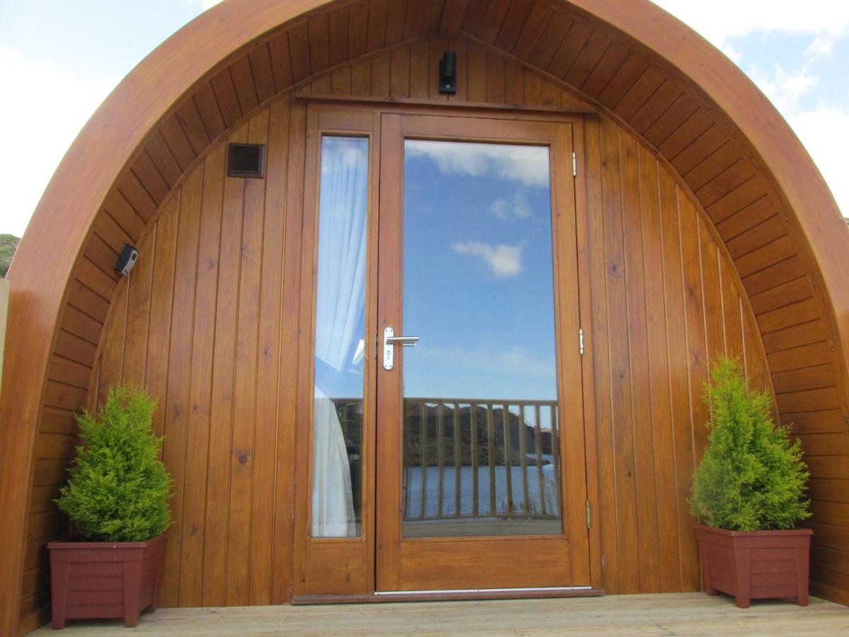 Loch Cromore Holiday Pods ภายนอก รูปภาพ
