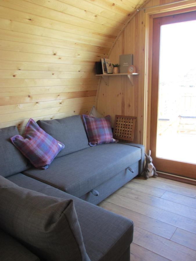 Loch Cromore Holiday Pods ภายนอก รูปภาพ