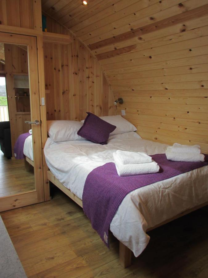 Loch Cromore Holiday Pods ภายนอก รูปภาพ